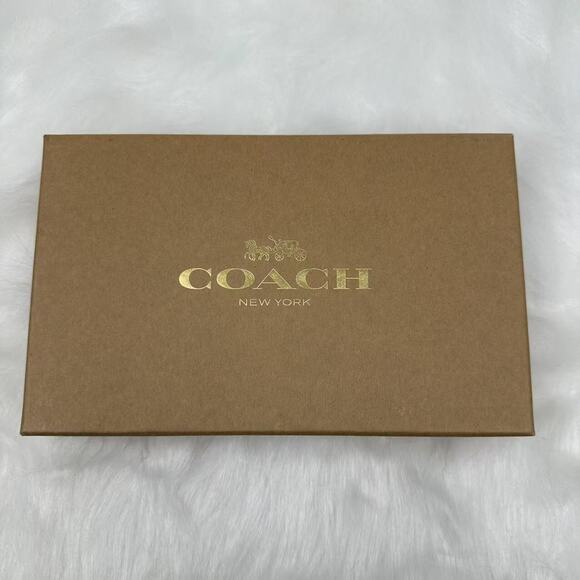 Coach Boxed Long Zip Around Wallet With Disco Star Print Chalk Original Gift Box - Picture 7 of 8